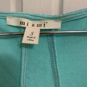 Scalloped sleeveless dress